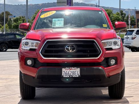 Used 2022 Toyota Tacoma SR5 RWD image 10