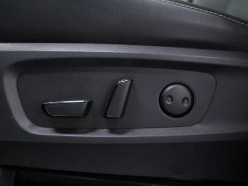 Used 2023 Nissan Pathfinder SL w/ SL Premium Package image 24