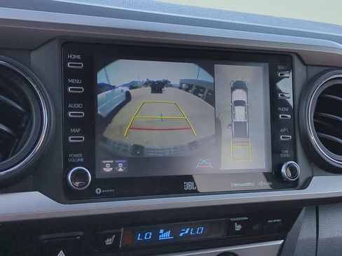 Used 2022 Toyota Tacoma Limited RWD image 21