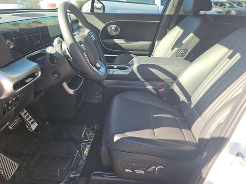 New 2026 Hyundai Ioniq 9 Calligraphy image 14