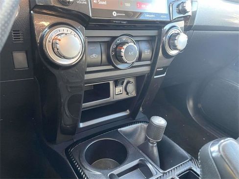 Used 2021 Toyota 4Runner TRD Off-Road image 28