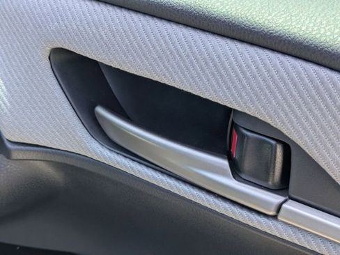 Used 2025 Toyota Camry SE FWD image 31