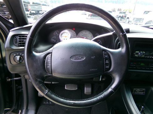 Used 2002 Ford F150 Harley-Davidson RWD image 24
