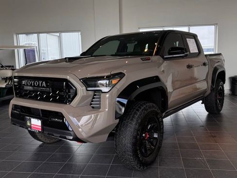 Used 2025 Toyota Tacoma TRD Pro image 1
