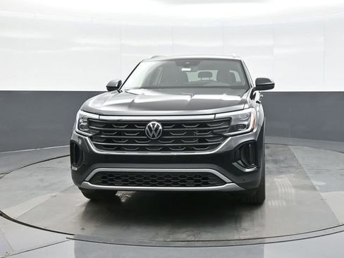 New 2026 Volkswagen Atlas Cross Sport SE image 2