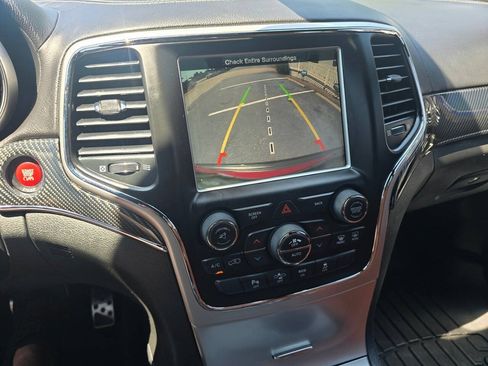 Used 2014 Jeep Grand Cherokee SRT8 w/ Luxury Group II AWD/4WD image 27