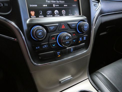 Used 2014 Jeep Grand Cherokee Summit image 23