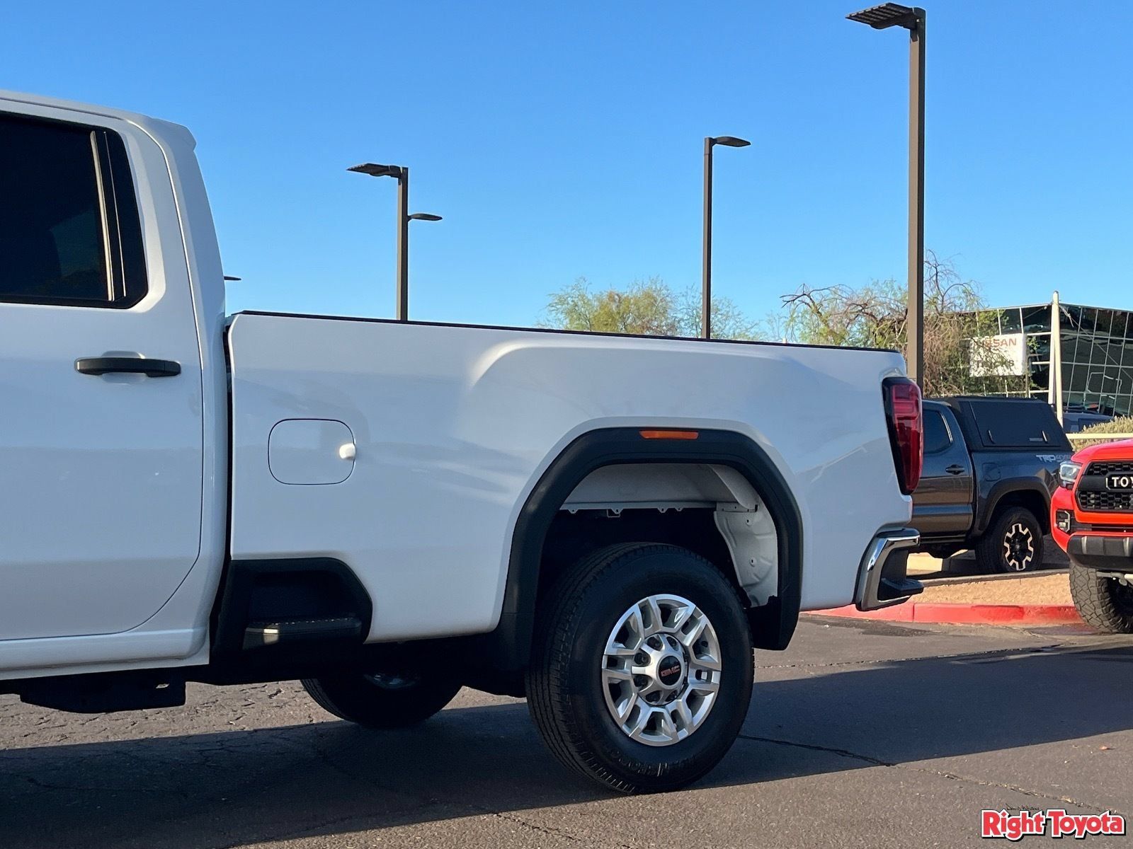 Used 2026 GMC Sierra 2500 Pro w/ Convenience Package RWD image 10