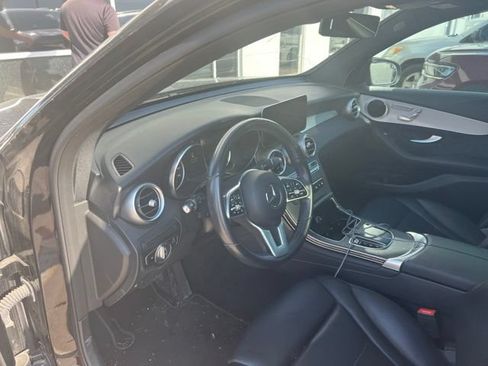 Used 2021 Mercedes-Benz GLC 300 4MATIC image 5