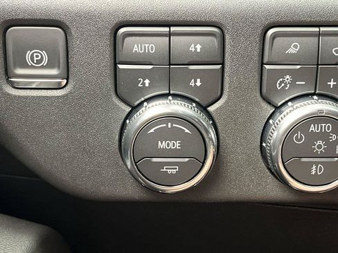 Certified 2026 GMC Sierra 1500 Elevation w/ Elevation Premium Package AWD/4WD image 17