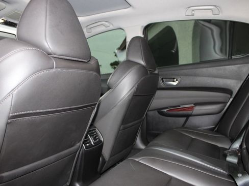Used 2016 Acura TLX image 15