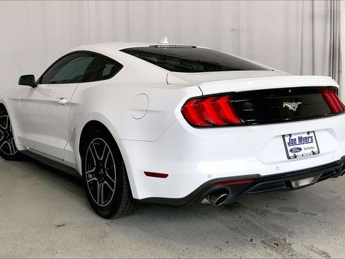 Used 2020 Ford Mustang Premium image 5
