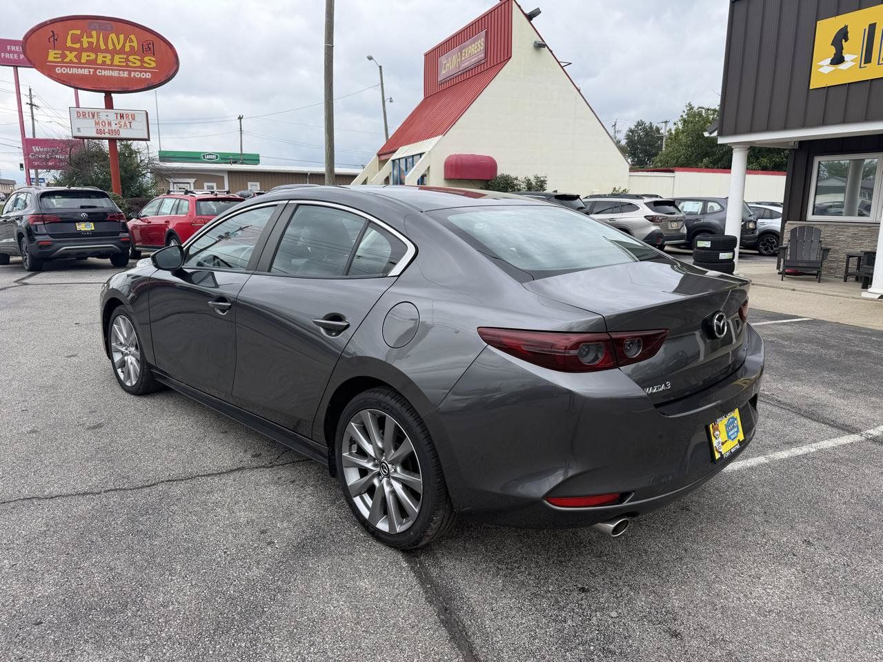 Used 2021 MAZDA MAZDA3 s FWD image 8