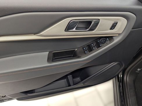 New 2026 Ford Explorer Active w/ Active Comfort Package image 10