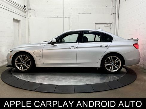 Used 2017 BMW 330e RWD image 6