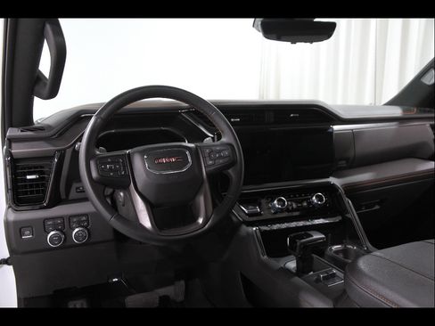 Used 2023 GMC Sierra 1500 AT4 w/ AT4 Premium Package AWD/4WD image 7