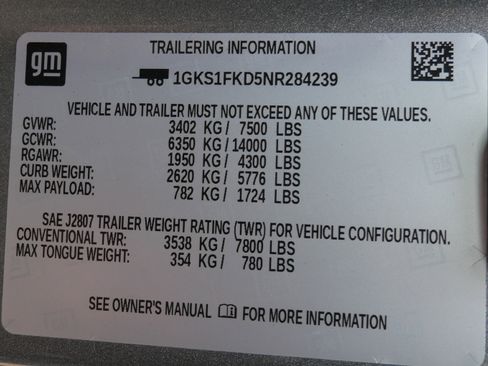 Used 2022 GMC Yukon XL SLE image 31