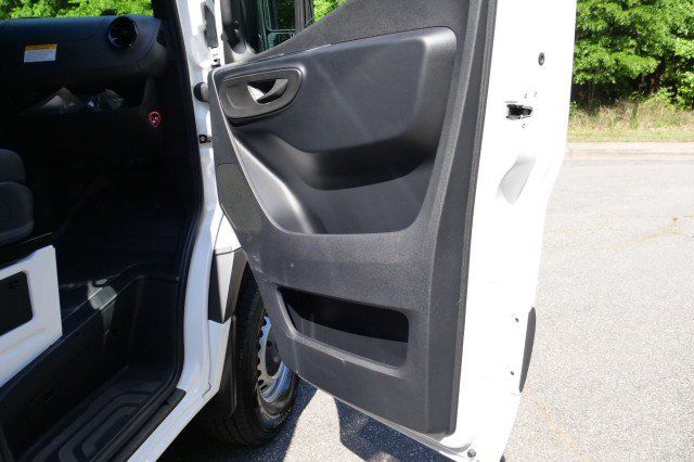 Used 2025 Mercedes-Benz Sprinter 2500 image 30