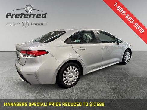 Used 2020 Toyota Corolla LE image 17
