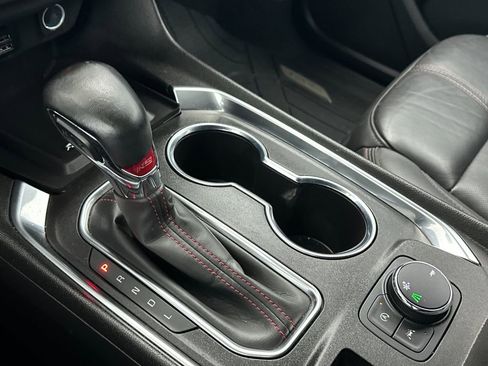 Used 2023 Chevrolet Traverse RS w/ LPO, Floor Liner Package image 22