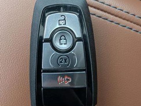 Certified 2024 Ford Maverick Lariat AWD/4WD image 29