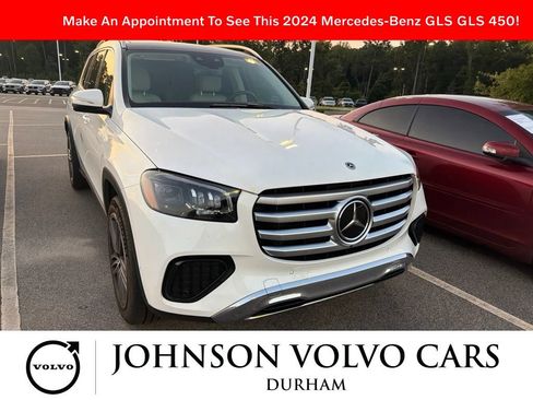 Used 2024 Mercedes-Benz GLS 450 4MATIC image 2