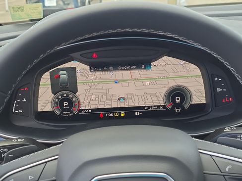 New 2025 Audi Q7 Premium Plus image 33