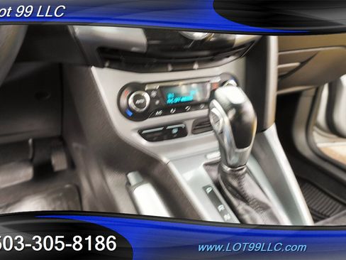 Used 2012 Ford Focus Titanium image 23