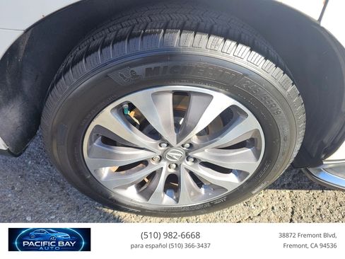 Used 2016 Acura MDX w/ Technology Package AWD/4WD image 11