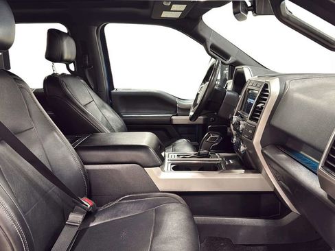 Used 2017 Ford F150 Lariat w/ Equipment Group 502A Luxury AWD/4WD image 12