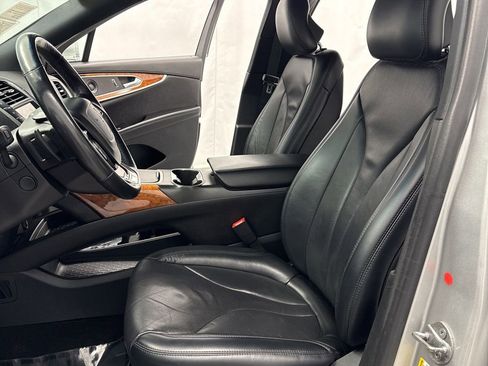 Used 2019 Lincoln Nautilus Reserve image 8