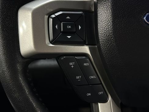 Used 2020 Ford F150 Lariat w/ Equipment Group 502A Luxury AWD/4WD image 22