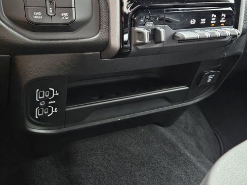 New 2026 RAM 2500 Tradesman AWD/4WD image 20