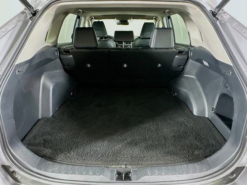 Used 2020 Toyota RAV4 XLE Premium image 30