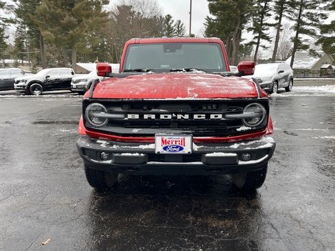 Used 2023 Ford Bronco Outer Banks image 2