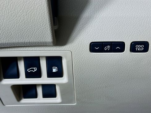 Used 2012 Lexus RX 350 2WD w/ Premium Pkg image 16