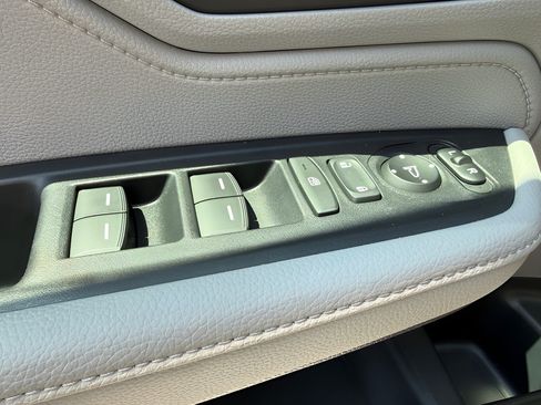 Used 2023 Honda Odyssey EX-L image 26