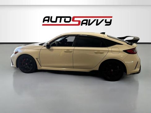 Used 2024 Honda Civic Type R image 4