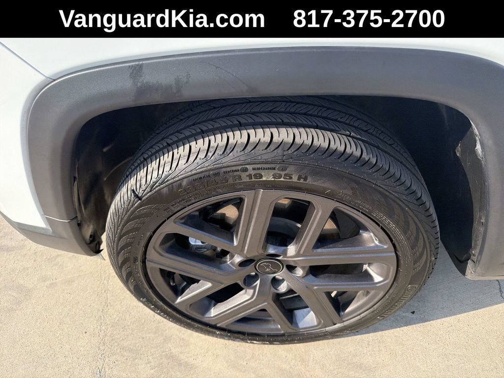 Used 2026 Jeep Compass Latitude AWD/4WD image 21