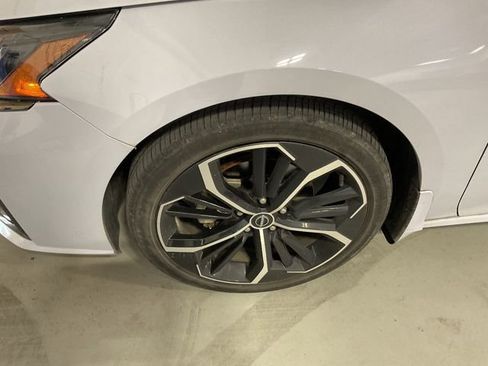 Used 2023 Nissan Altima 2.5 SR image 15