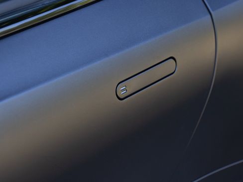 Used 2025 Aston Martin DB12 Convertible RWD image 27