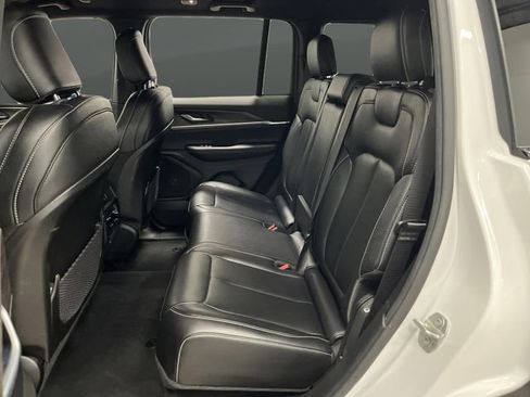 Used 2024 Jeep Grand Cherokee Limited w/ Trailer Tow Package image 30