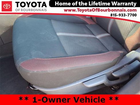 Used 2024 Nissan Versa SR w/ Trunk Package image 15