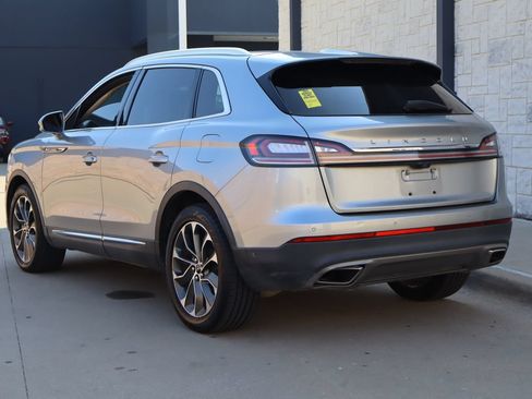 Used 2023 Lincoln Nautilus Reserve FWD image 3