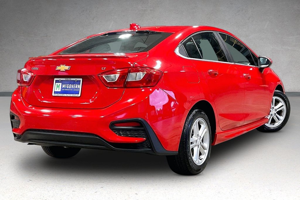 Used 2017 Chevrolet Cruze LT w/ RS Package FWD image 7