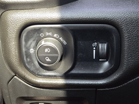 Used 2023 RAM 1500 Tradesman w/ Night Edition image 24