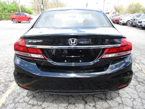 Used 2015 Honda Civic SE image 17