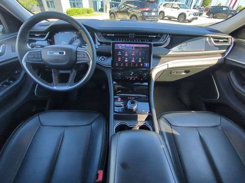 Used 2024 Jeep Grand Cherokee Limited 4xe AWD/4WD image 16