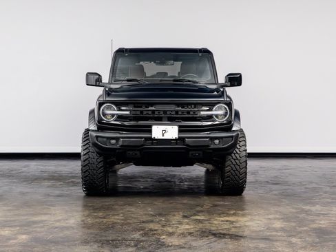 Used 2025 Ford Bronco Outer Banks AWD/4WD image 2