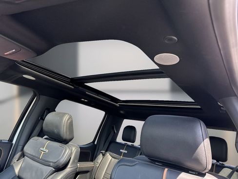 Used 2021 Ford F150 Platinum w/ Equipment Group 701A High image 8